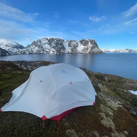 Nyaraló Nordmannsneset Pa Seiland Hammerfest